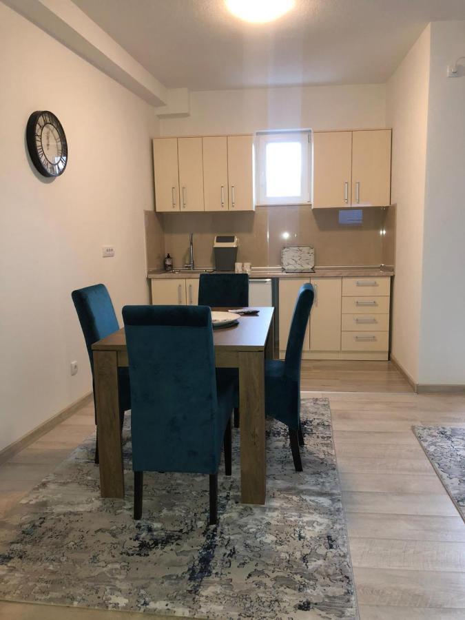 Koca Apartmani Νόβι Πάζαρ Εξωτερικό φωτογραφία
