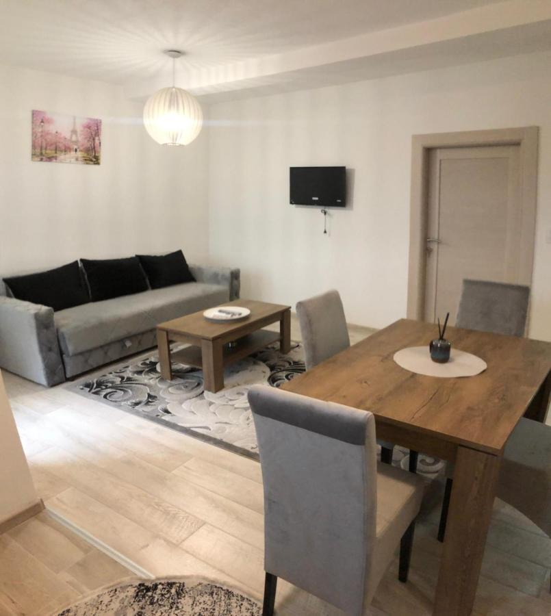 Koca Apartmani Νόβι Πάζαρ Εξωτερικό φωτογραφία